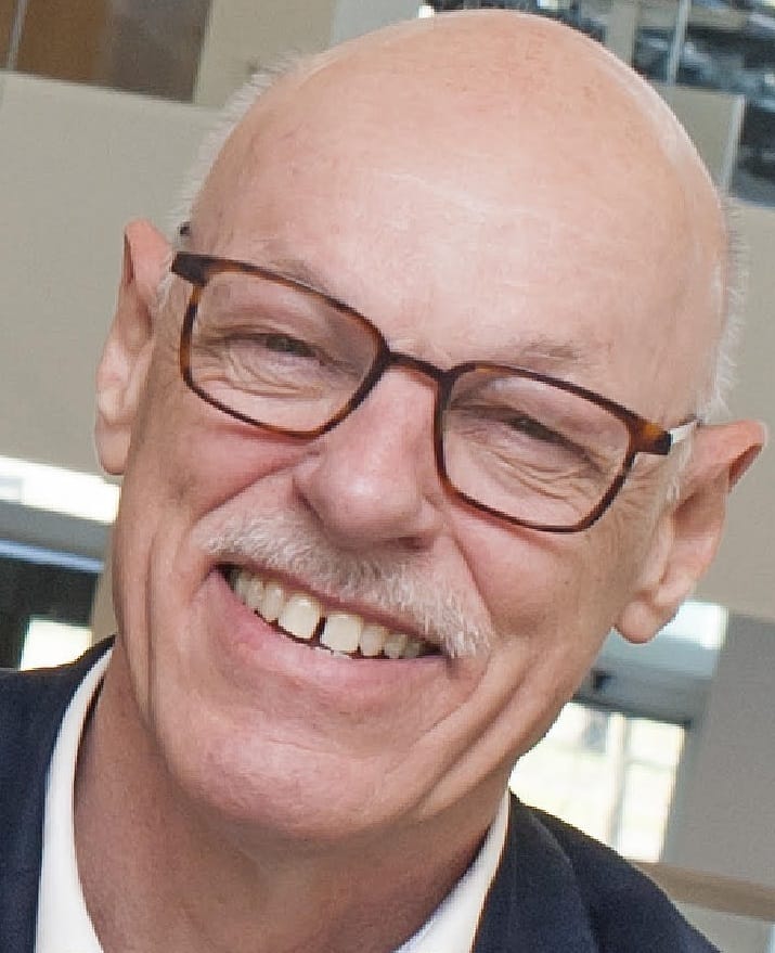 Jan Gevers koninklijk onderscheiden bij afscheid